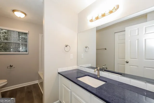 $2,115 | 694 Stoneside Drive, Stone Mountain, GA 30083