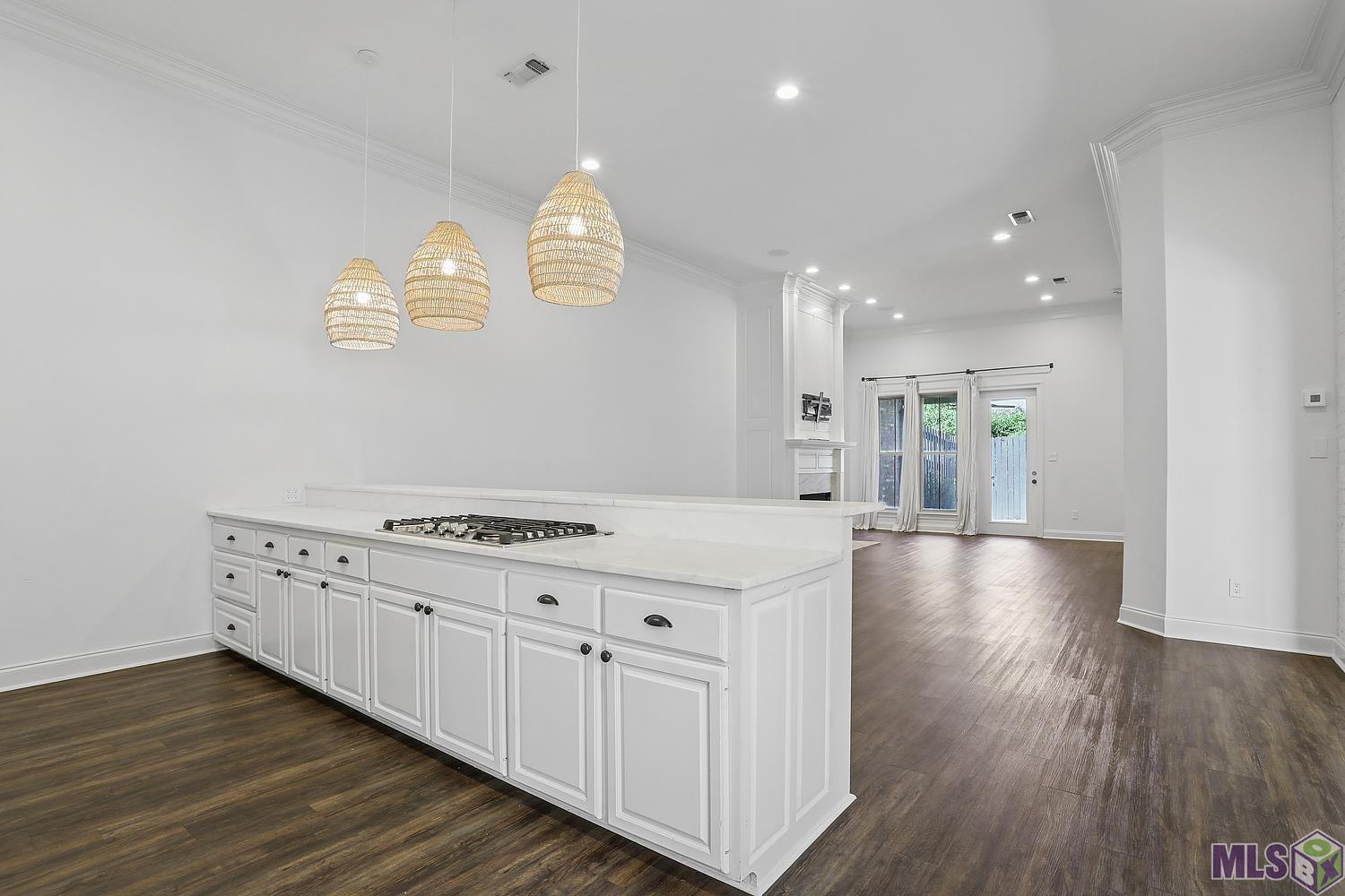 4228 Bluebonnet Road Baton Rouge, LA 70809 - Photo 4 of 20