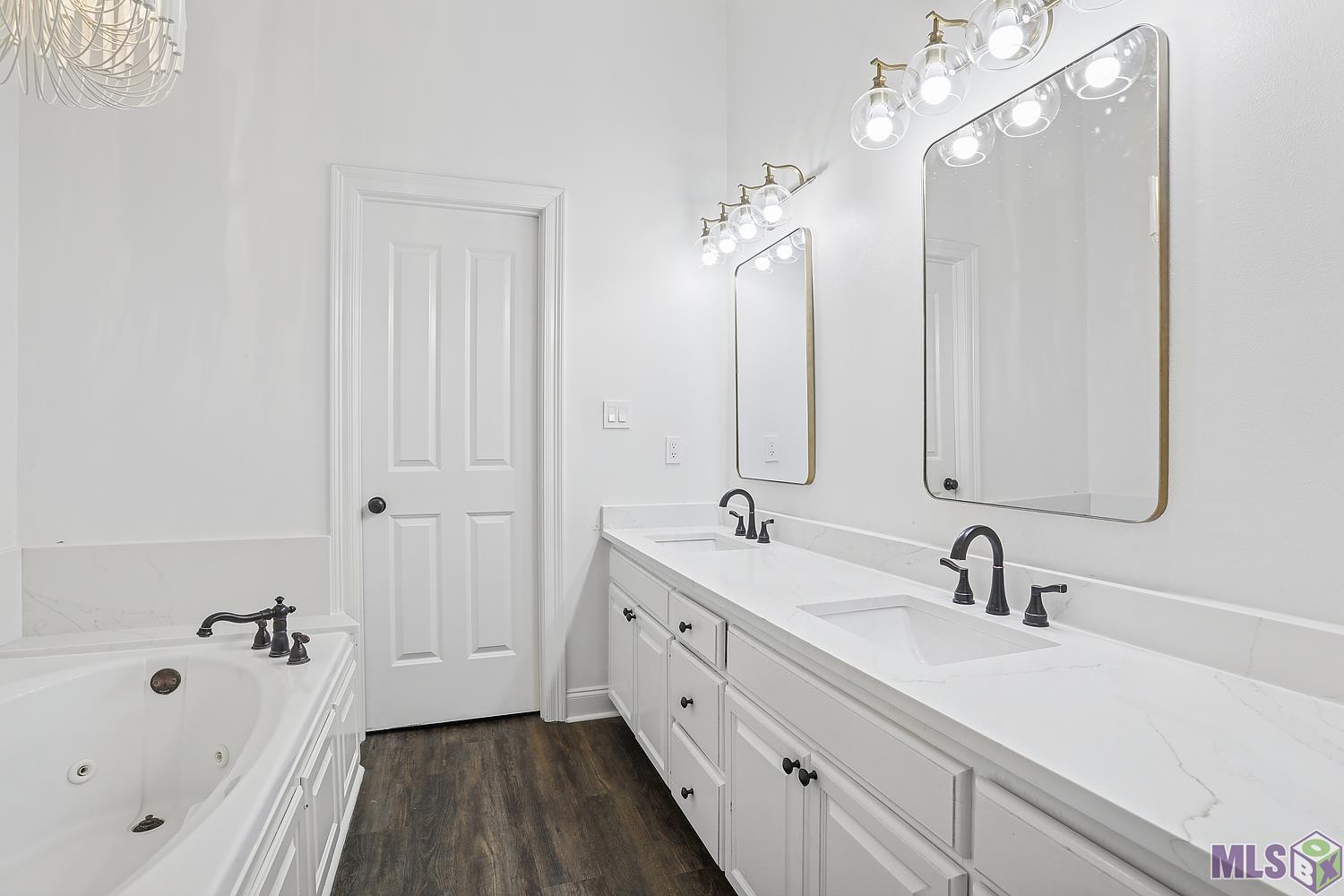 4228 Bluebonnet Road Baton Rouge, LA 70809 - Photo 6 of 20