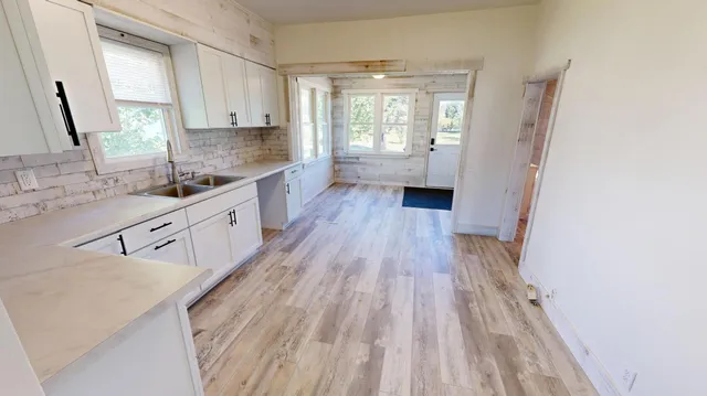 $168,000 | 447 East Schlieman Avenue, Appleton, MN 56208