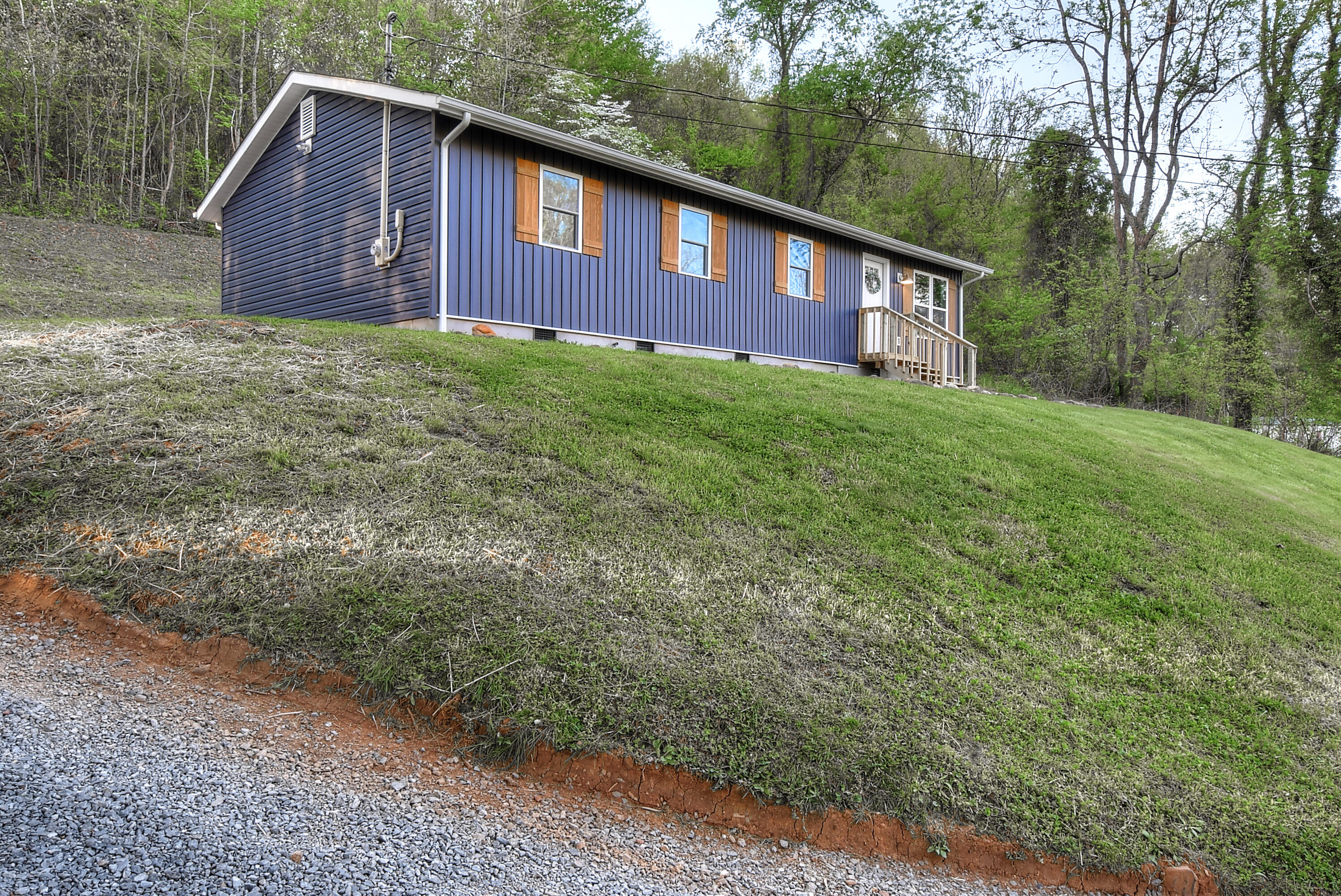 207 Coal Chute Road Elizabethton, TN 37643 - Photo 6 of 34 207 Coal Chute Road Elizabethton TN 3764