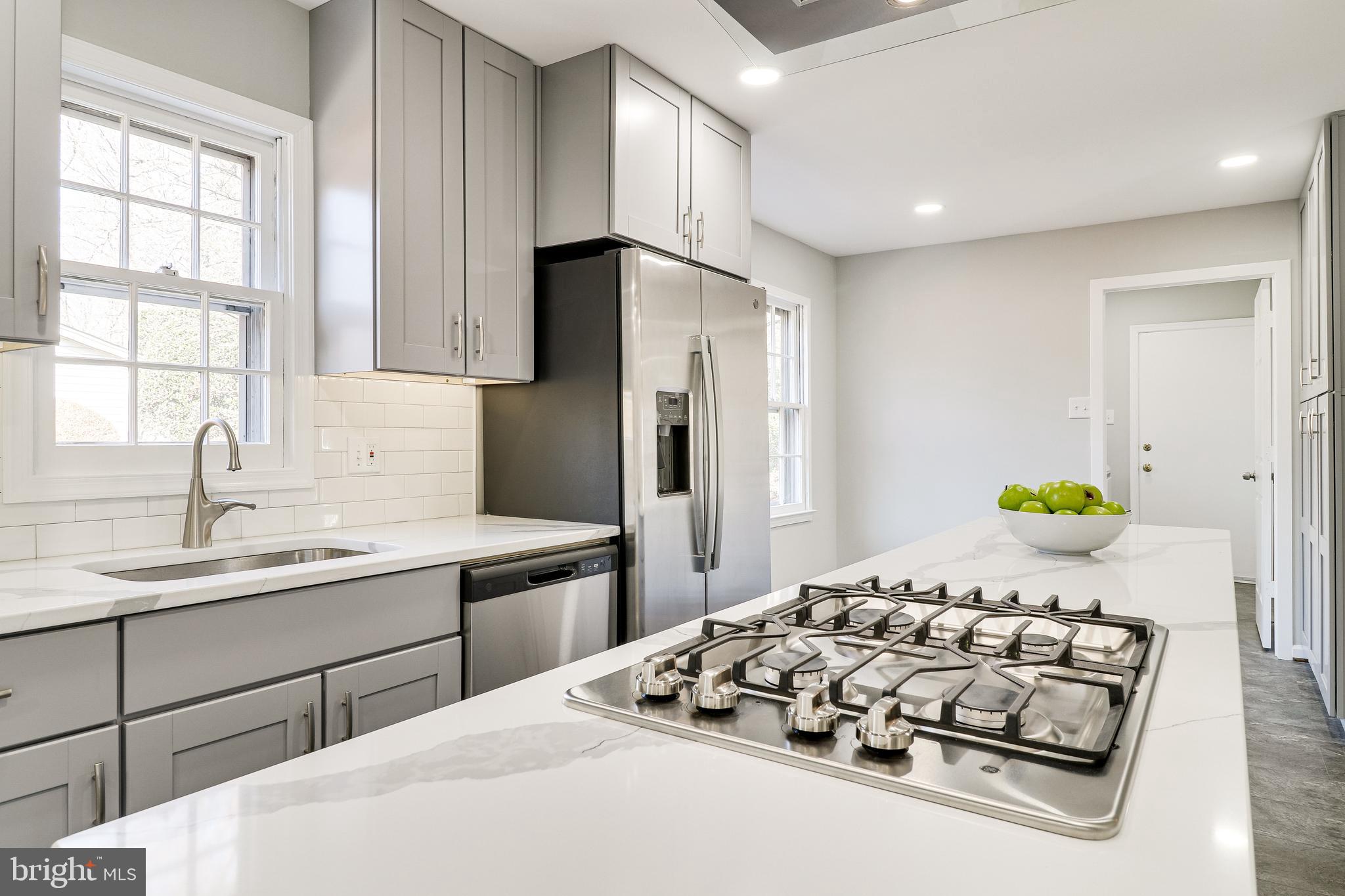 4910 Bexley Lane Fairfax, VA 22032 - Photo 16 of 59