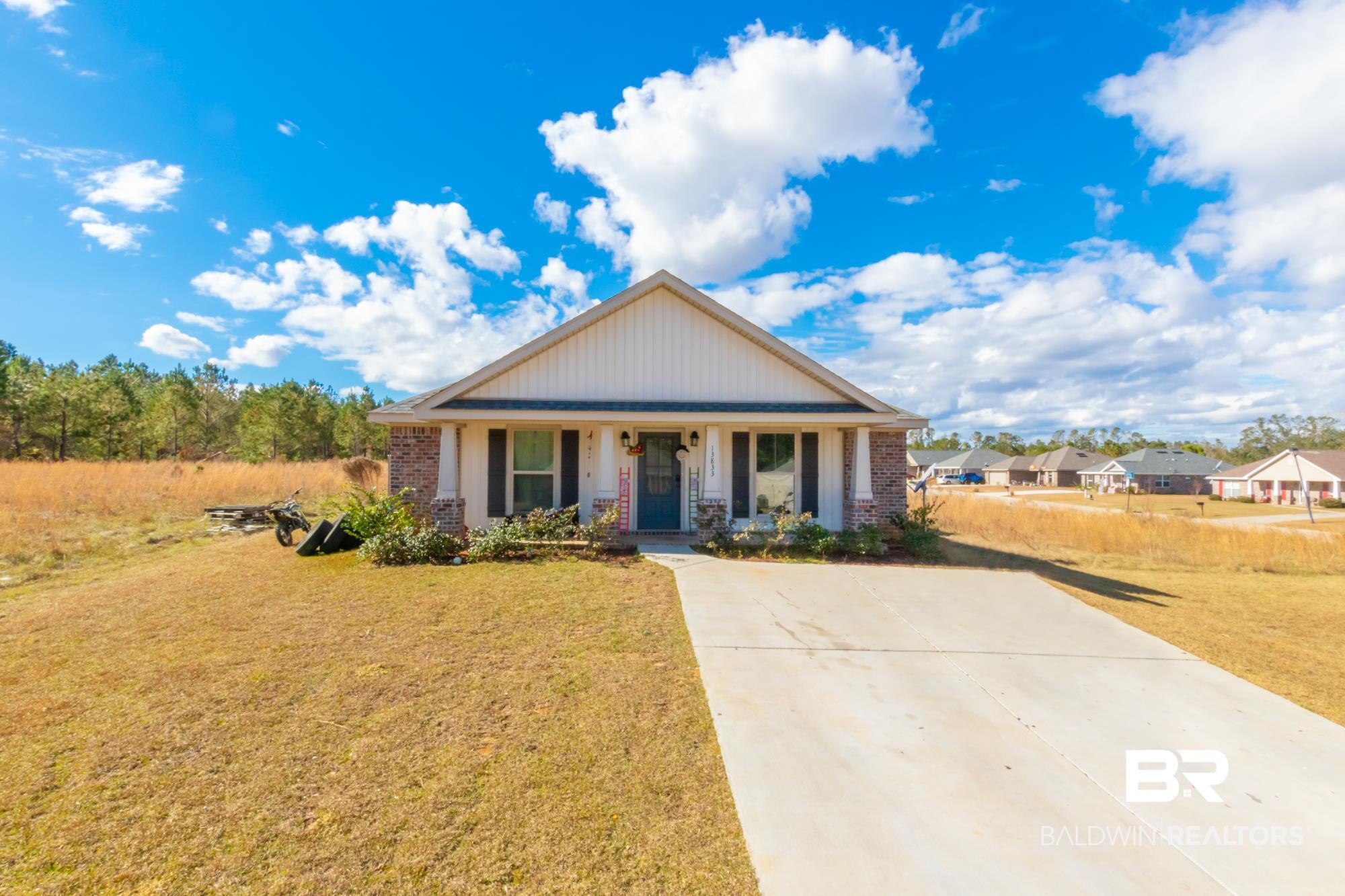 13833 Shea Circle Foley, AL 36535 - Photo 3 of 21 Front of House