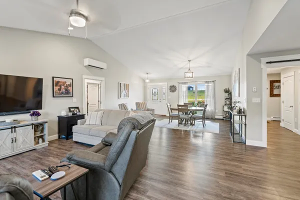 $529,900 | 204 Edenfield Drive, Hermon, ME 04401