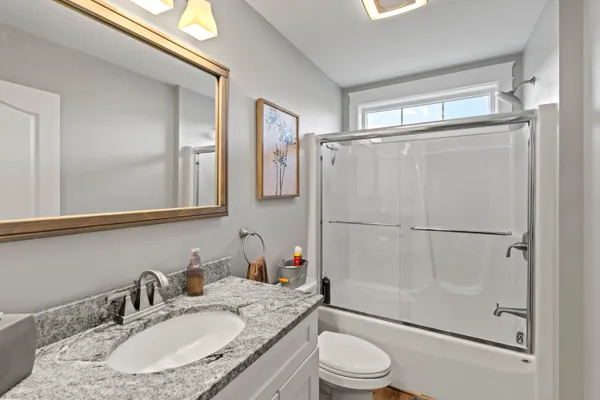 $529,900 | 204 Edenfield Drive, Hermon, ME 04401