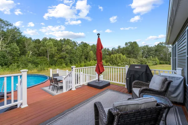 $529,900 | 204 Edenfield Drive, Hermon, ME 04401