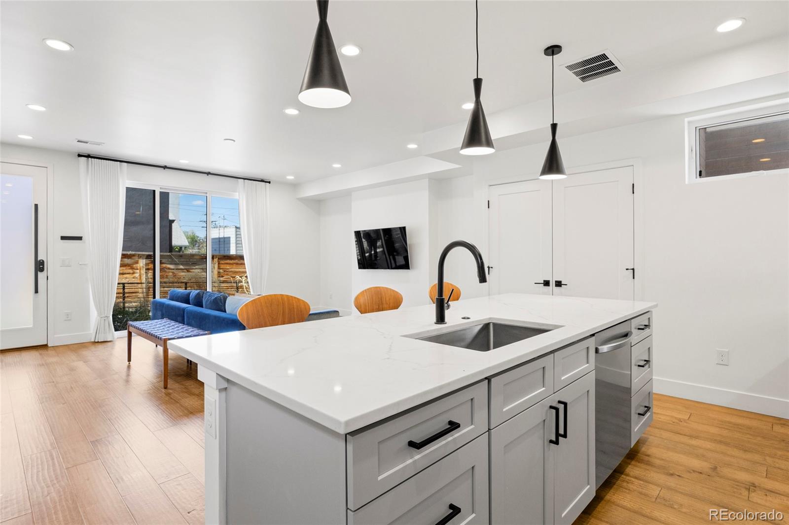 2929 Lawrence Street, Unit 3 Denver, CO 80205 - Photo 15 of 38