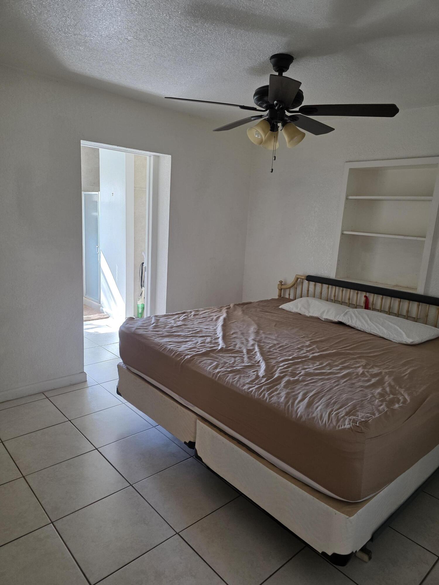 7 Miller Road Palm Springs, FL 33461 - Photo 9 of 11 20260411_162355