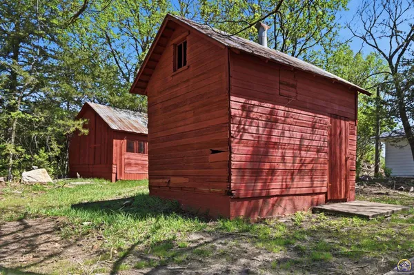 $385,000 | 9779 S Road, Hoyt, KS 66440