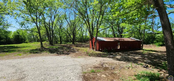 $385,000 | 9779 S Road, Hoyt, KS 66440