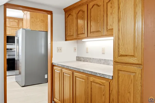 $385,000 | 9779 S Road, Hoyt, KS 66440