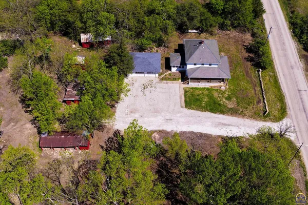 $385,000 | 9779 S Road, Hoyt, KS 66440
