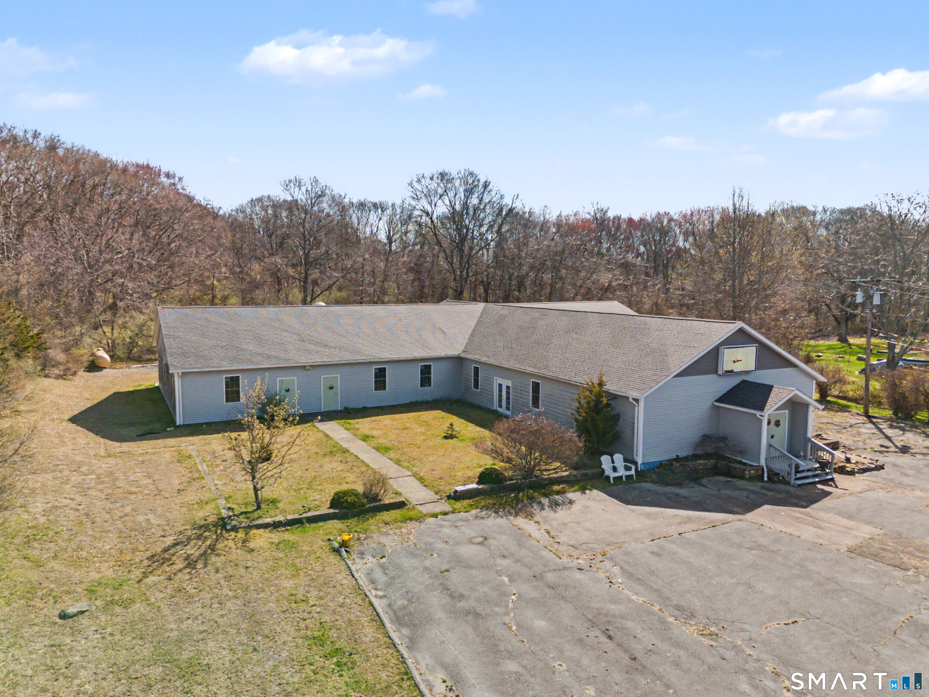 505 Old Colchester Road Montville, CT 06382 - Photo 25 of 31