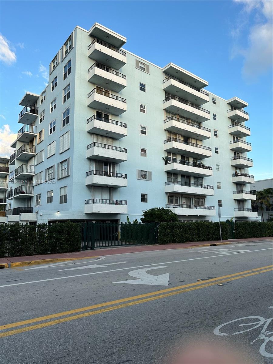 720 Collins Avenue, Unit 404 Miami Beach, FL 33139 - Photo 12 of 19 a front view of a building
