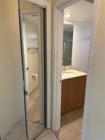 a en suite bathroom with a sink