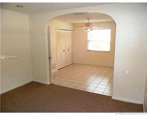 10410 Islander Drive Boca Raton, FL 33498 - Photo 11 of 32