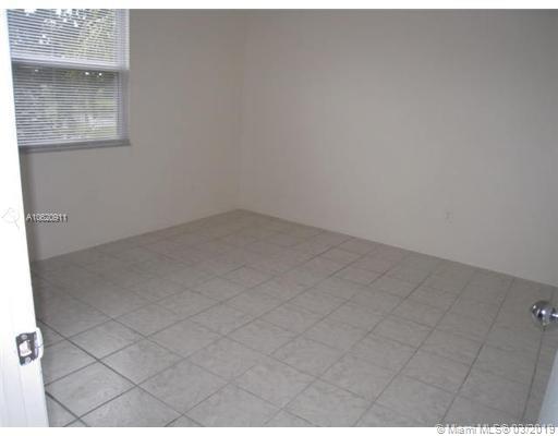 10410 Islander Drive Boca Raton, FL 33498 - Photo 19 of 32