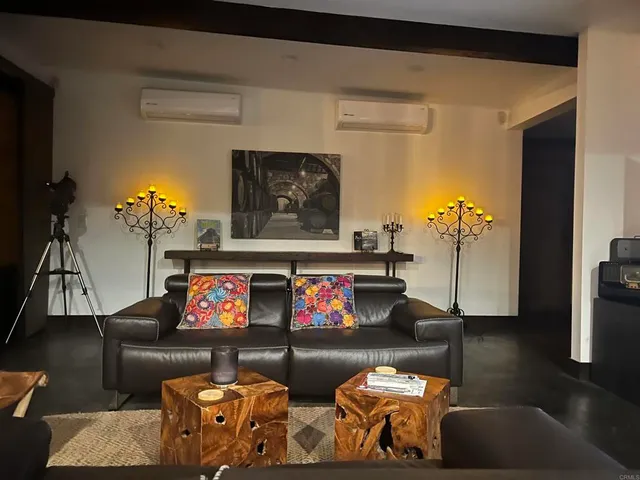 $595,000 | 100 Valle De Guadalupe, Sanger, CA 93657