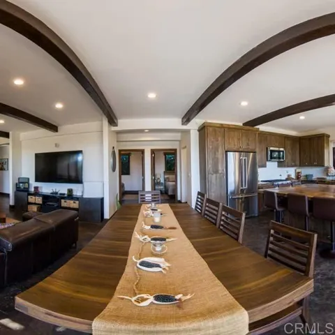 $595,000 | 100 Valle De Guadalupe, Sanger, CA 93657