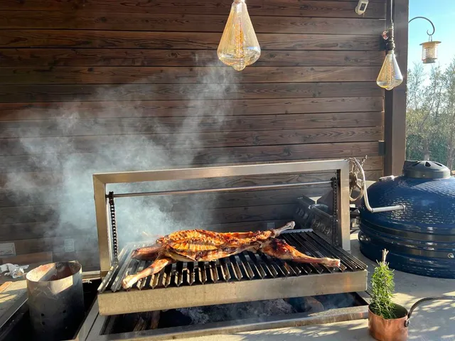 $595,000 | 100 Valle De Guadalupe, Sanger, CA 93657