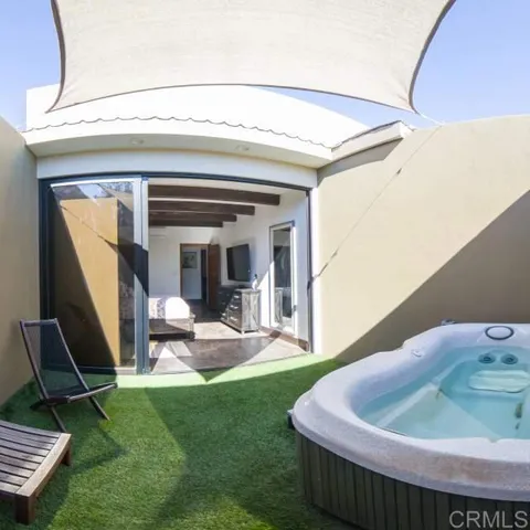 $595,000 | 100 Valle De Guadalupe, Sanger, CA 93657