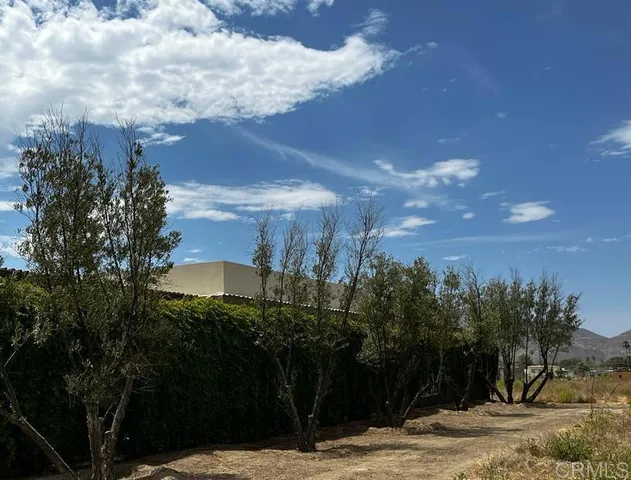 $595,000 | 100 Valle De Guadalupe, Sanger, CA 93657