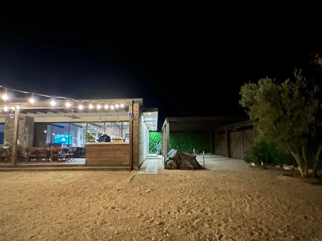 $595,000 | 100 Valle De Guadalupe, Sanger, CA 93657