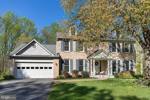 $1,048,900 | 8101 Overlake Court, Fairfax Station, VA 22039