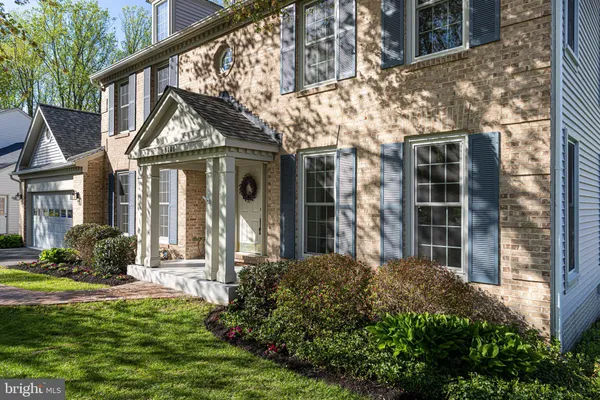 $1,048,900 | 8101 Overlake Court, Fairfax Station, VA 22039