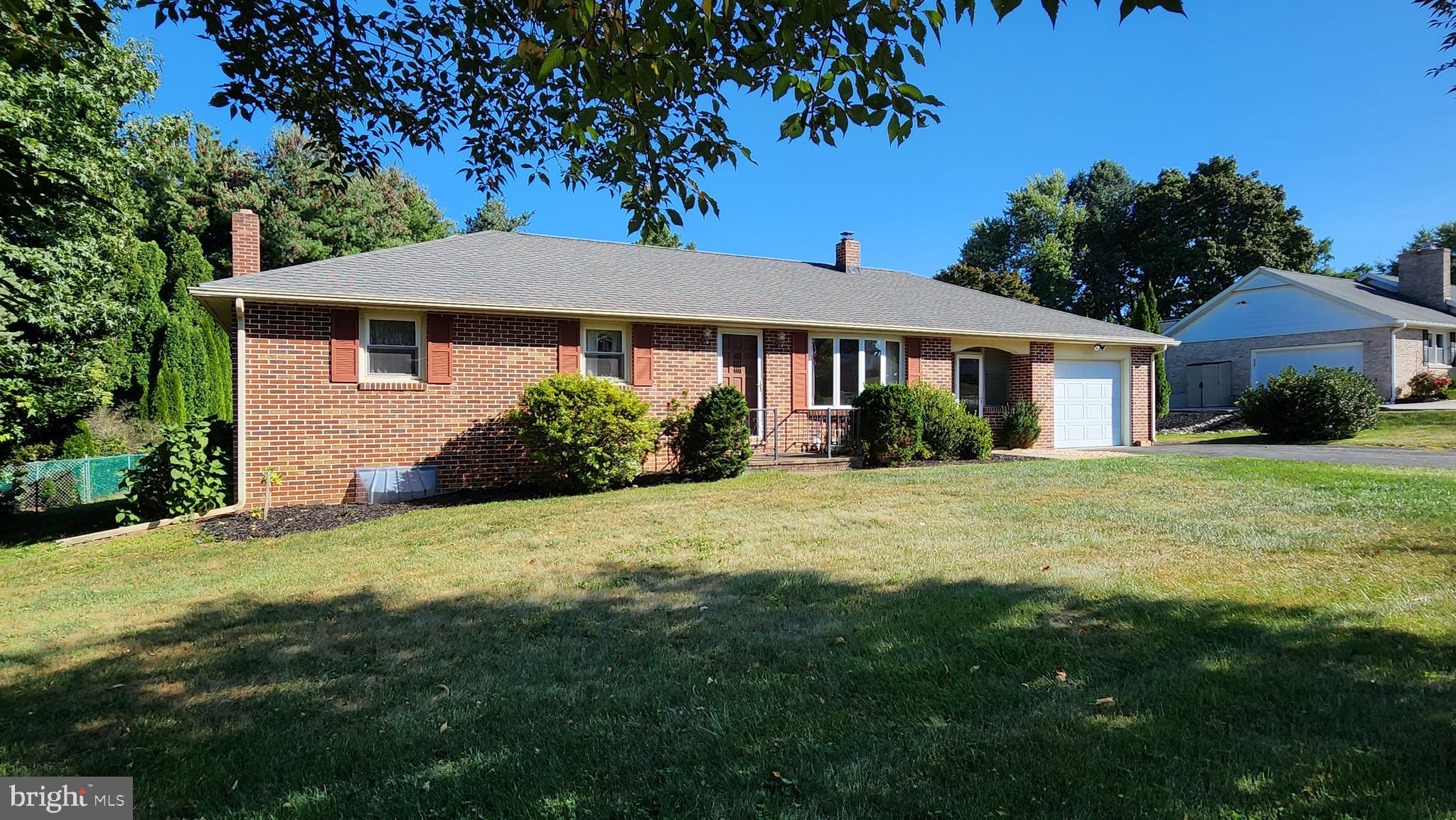 43 Singer Road New Freedom, PA 17349 - Photo 3 of 44