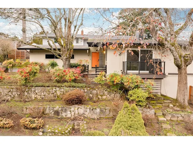 $989,000 | 7323 Southwest 24th Avenue, Portland, OR 97219