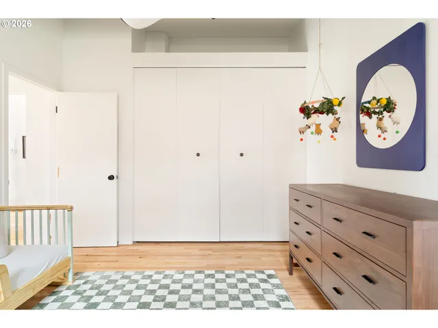 $989,000 | 7323 Southwest 24th Avenue, Portland, OR 97219