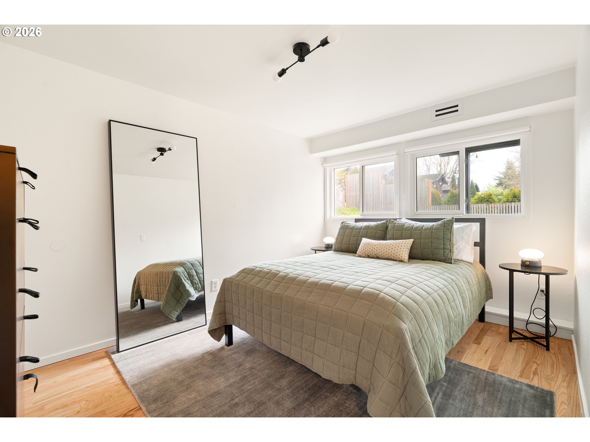 7323 Southwest 24th Avenue Portland, OR 97219 - Photo 30 of 47