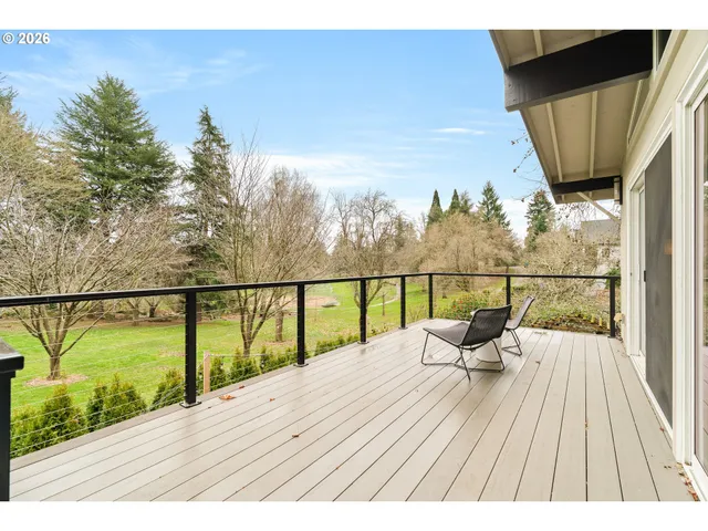 $989,000 | 7323 Southwest 24th Avenue, Portland, OR 97219