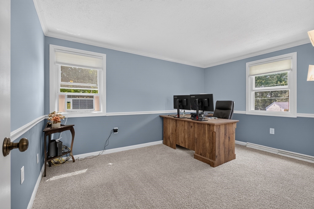 201 Swift Road Northbridge, MA 01588 - Photo 30 of 41