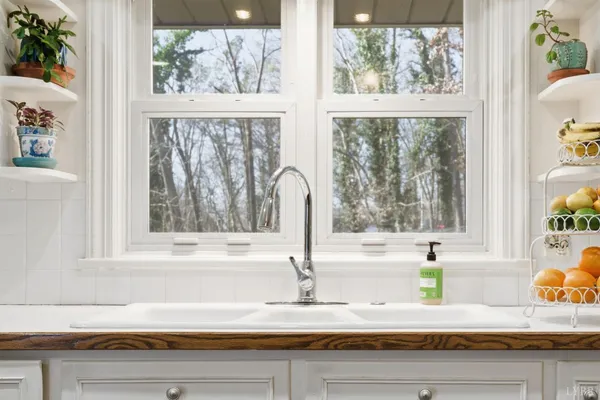 $345,000 | 2122 Laurel Lane, Altavista, VA 24517