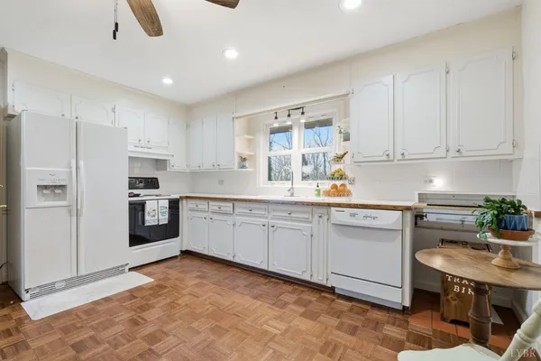 $345,000 | 2122 Laurel Lane, Altavista, VA 24517