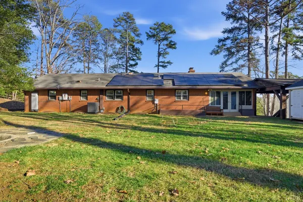 $345,000 | 2122 Laurel Lane, Altavista, VA 24517