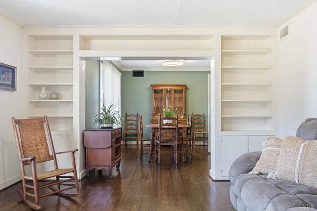 $359,999 | 2122 Laurel Lane, Altavista, VA 24517