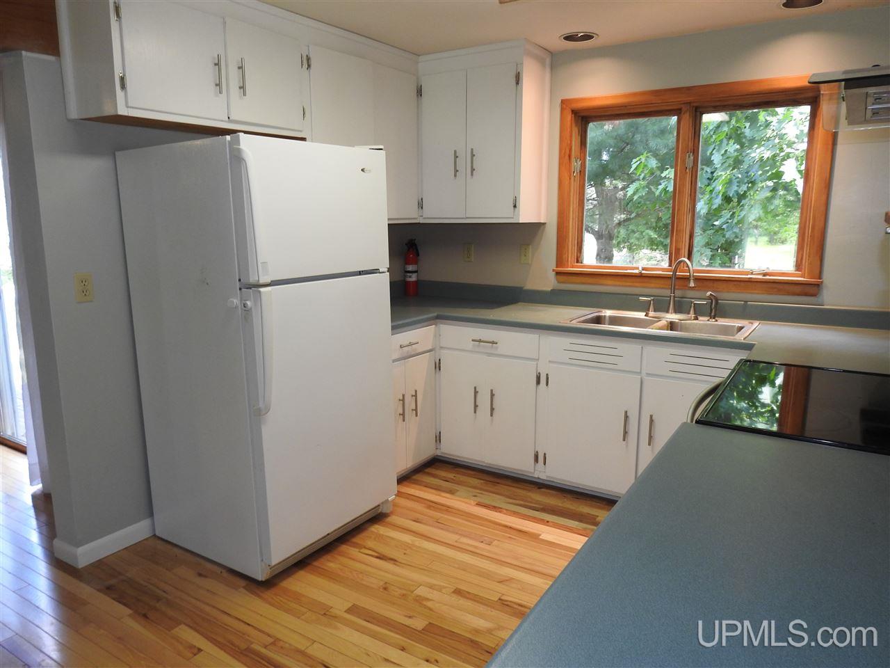 W8804 Merriman W Road Iron Mountain, MI 49801 - Photo 8 of 41