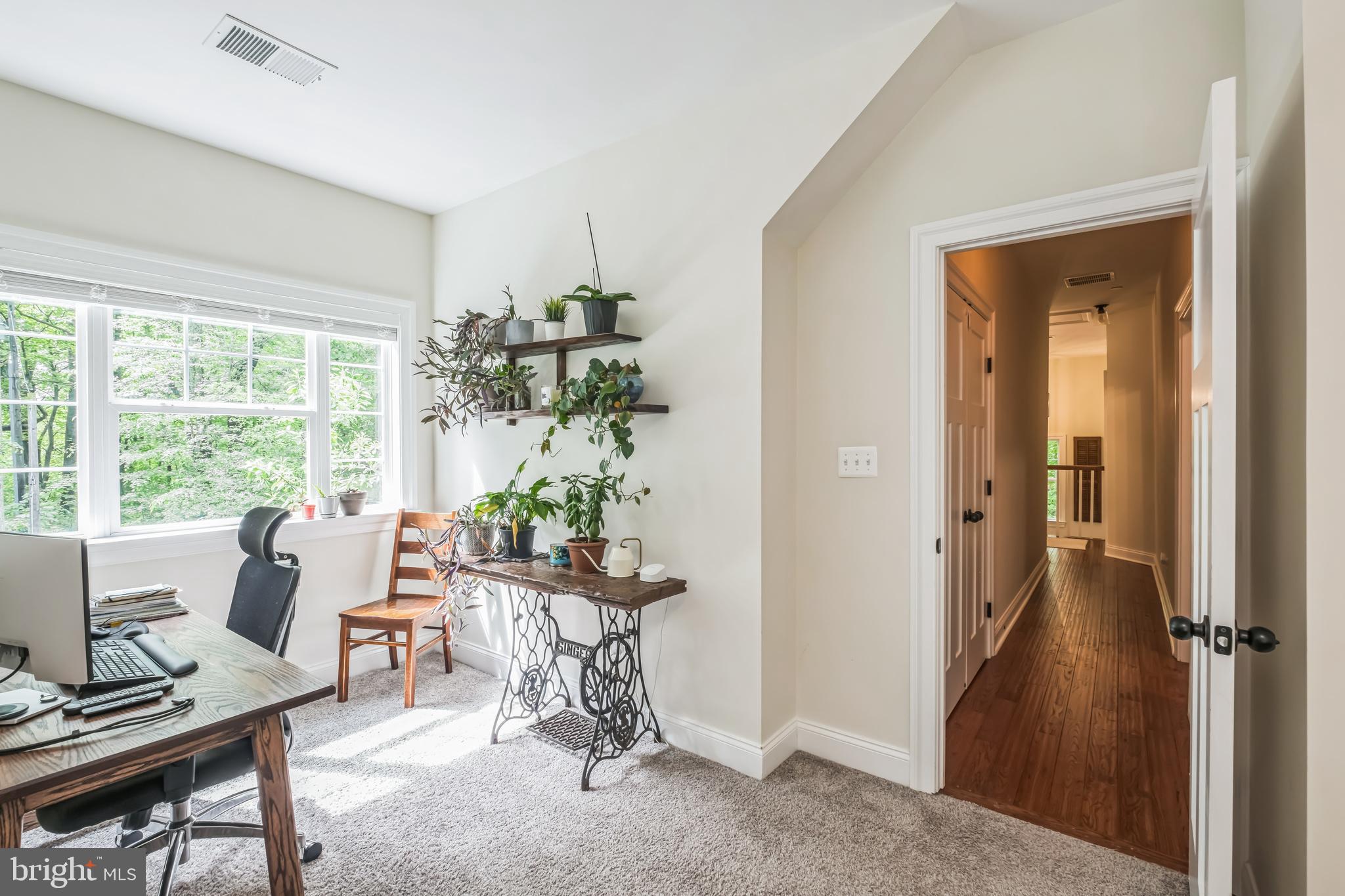 166 Nutwell Road Lothian, MD 20711 - Photo 18 of 29 a living room with furniture and a window