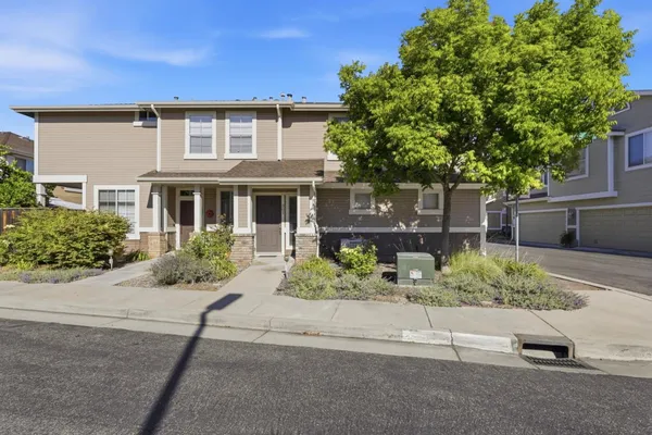 $828,888 | 301 Ballymore Circle, San Jose, CA 95136