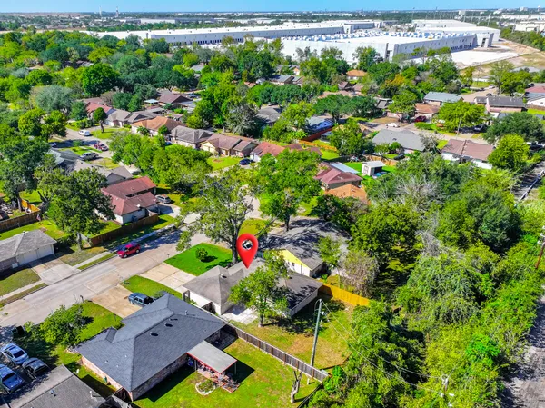 $1,800 | 10126 Pine Moss Drive, Houston, TX 77040