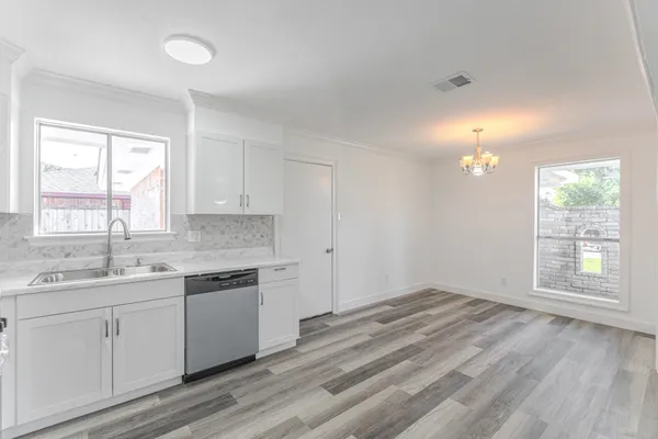 $1,800 | 10126 Pine Moss Drive, Houston, TX 77040