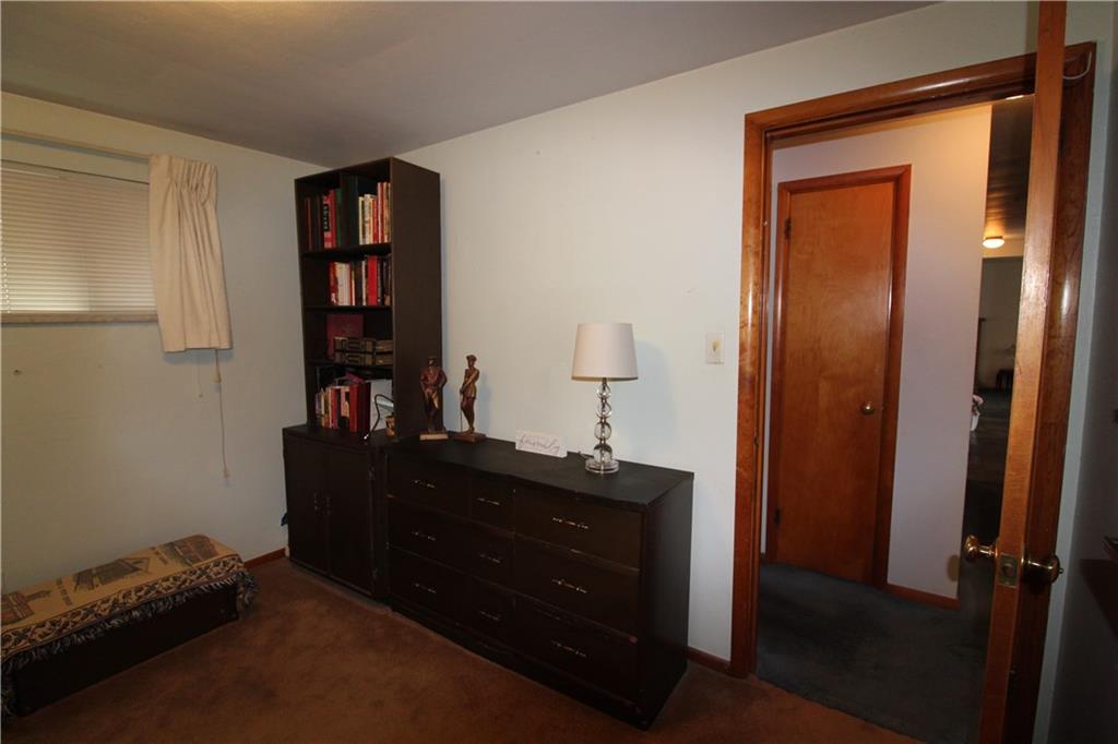 126 Reed Drive Pittsburgh, PA 15205 - Photo 14 of 24 Gallery Image 14