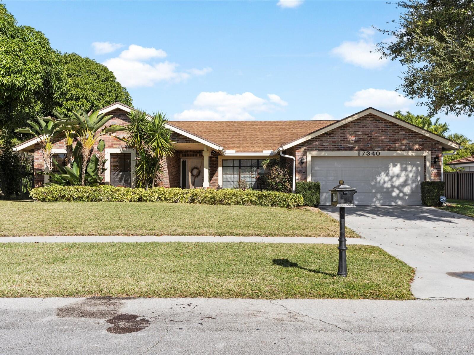 17340 Lake Park Road Boca Raton, FL 33487 - Photo 3 of 33 01-Front