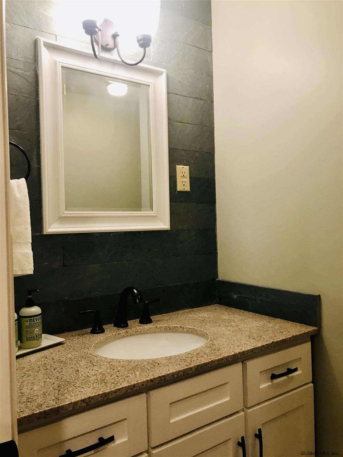 1349 Rowe Road Niskayuna, NY 12309 - Photo 13 of 39 Photo 13