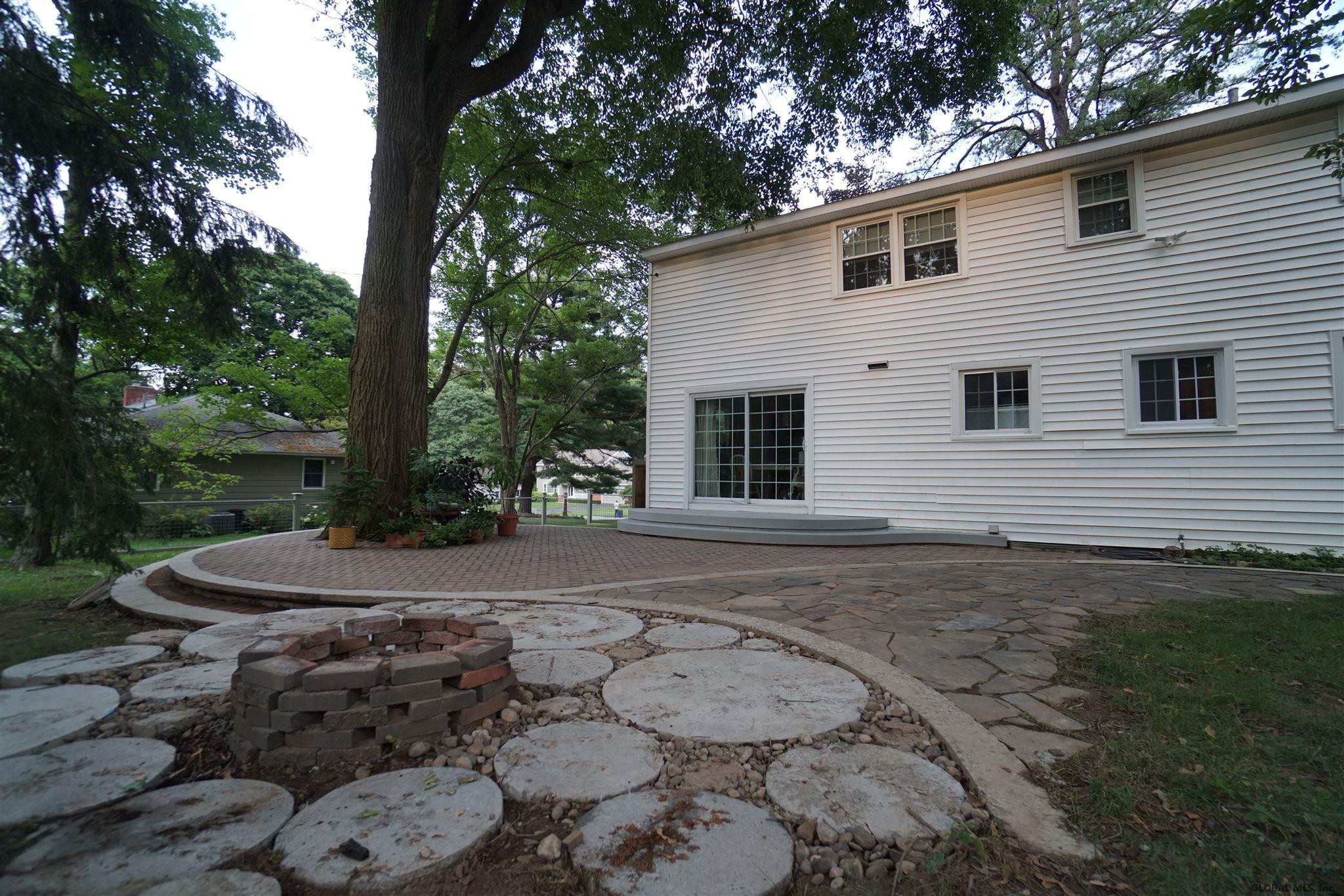 1349 Rowe Road Niskayuna, NY 12309 - Photo 33 of 39 Photo 33