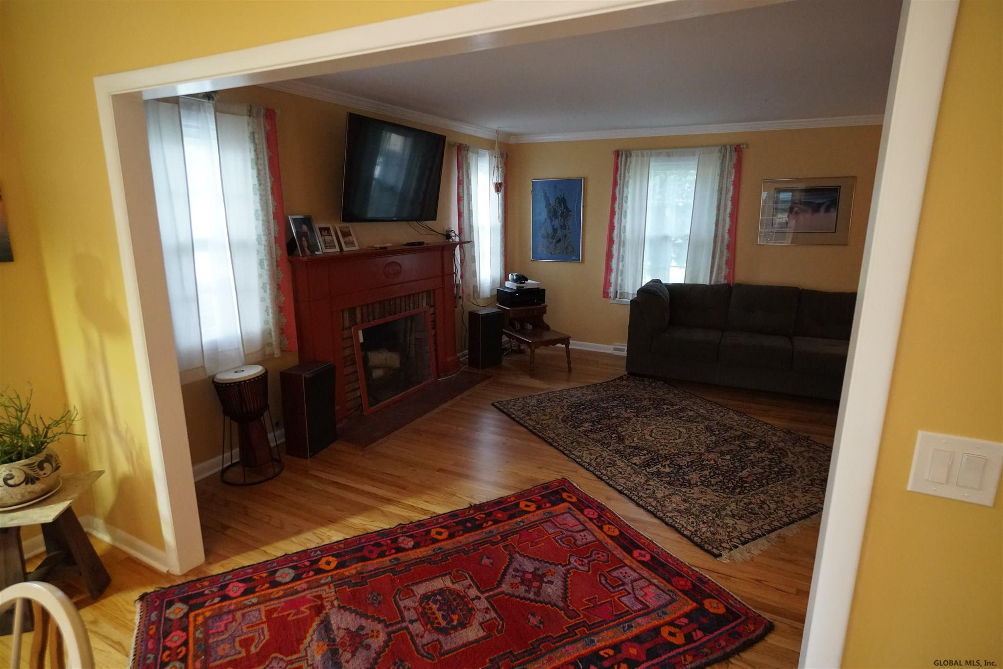 1349 Rowe Road Niskayuna, NY 12309 - Photo 8 of 39 Photo 8