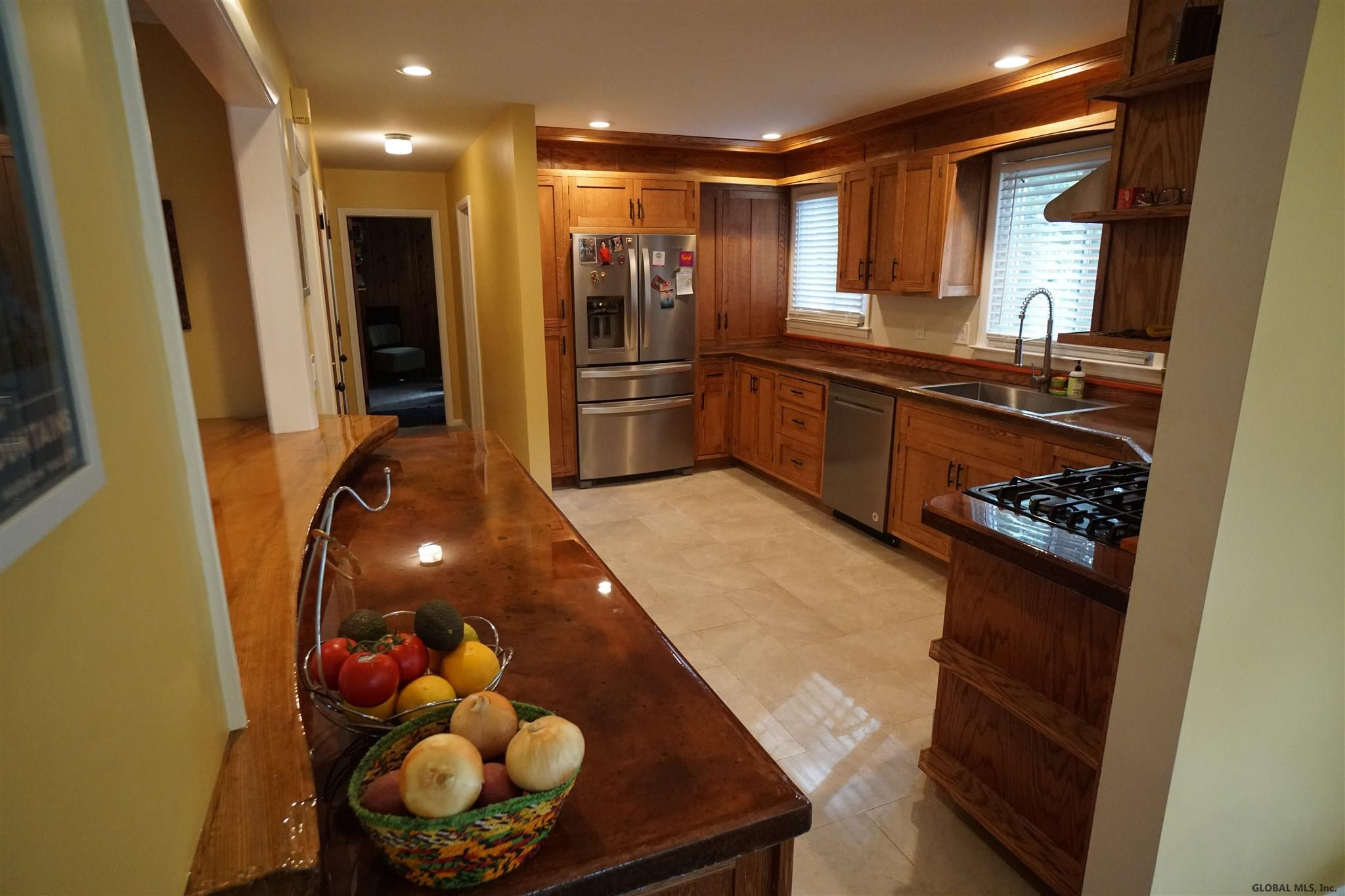 1349 Rowe Road Niskayuna, NY 12309 - Photo 10 of 39 Photo 10